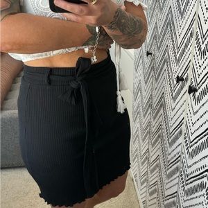 Listicle Ribbed Skirt